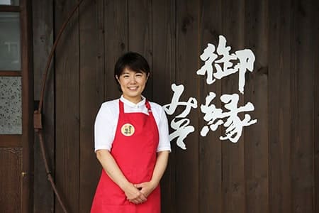 深瀬善兵衛商店の深瀬尚子さん