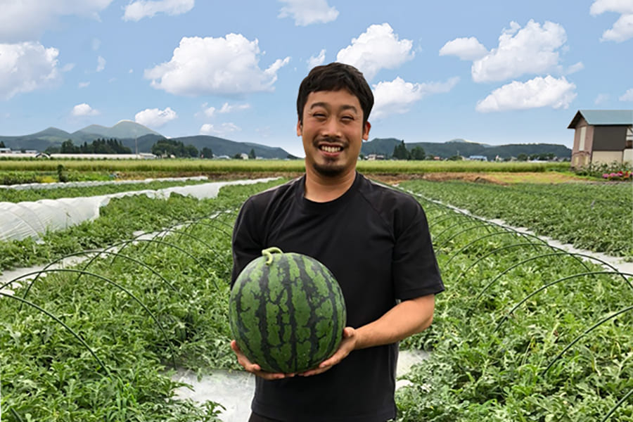 菅藤農園の尾花沢すいか