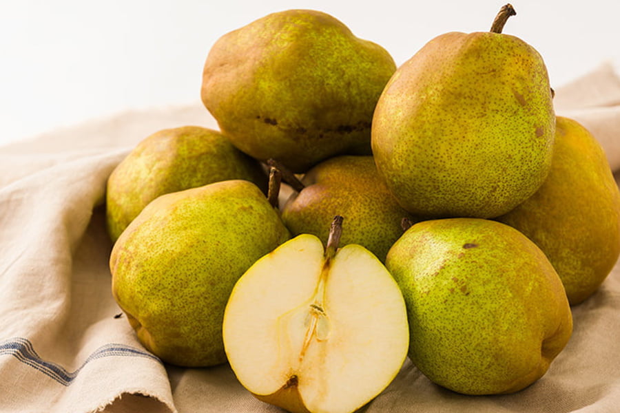 里見果樹園のラ・フランスジュース