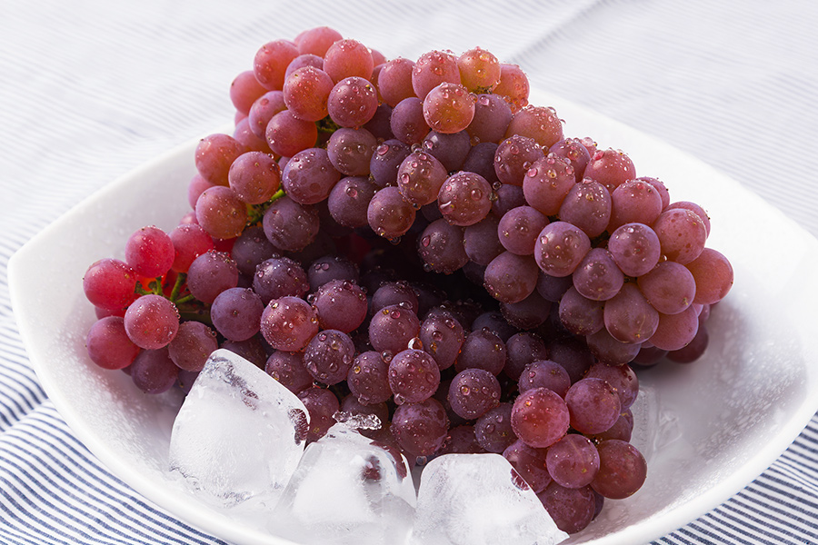 乾燥山ぶどう蔓、2kg セット。 6=059